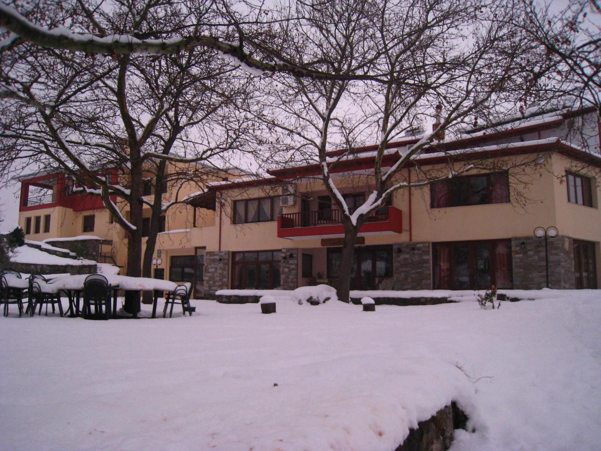 Evridiki Hotell Vergina Exteriör bild